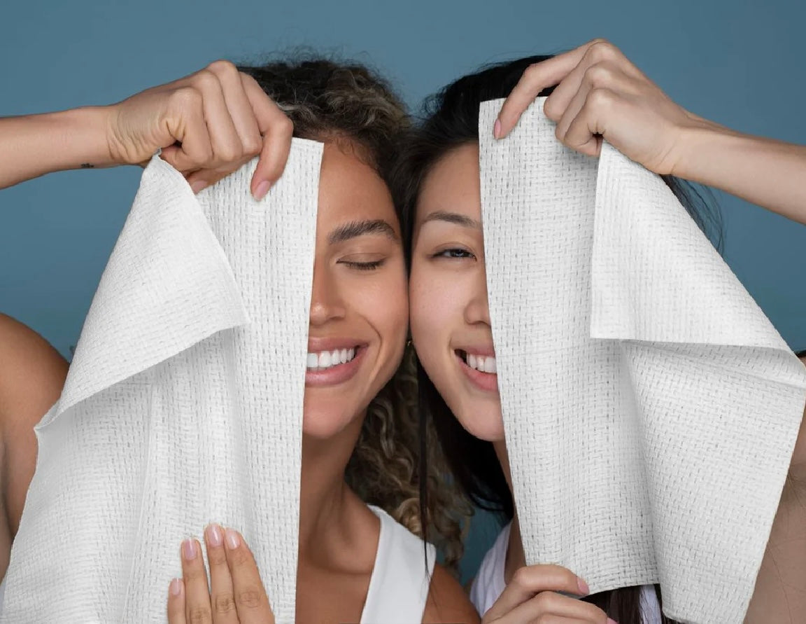 CLEAN SKIN TOWELS XL" offers unparalleled cleanliness for your skincare routine.