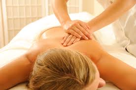 Deep-tissue body massage is ideal for post-workout recovery and relieving tight and tense areas. Recommended for maximum benefits